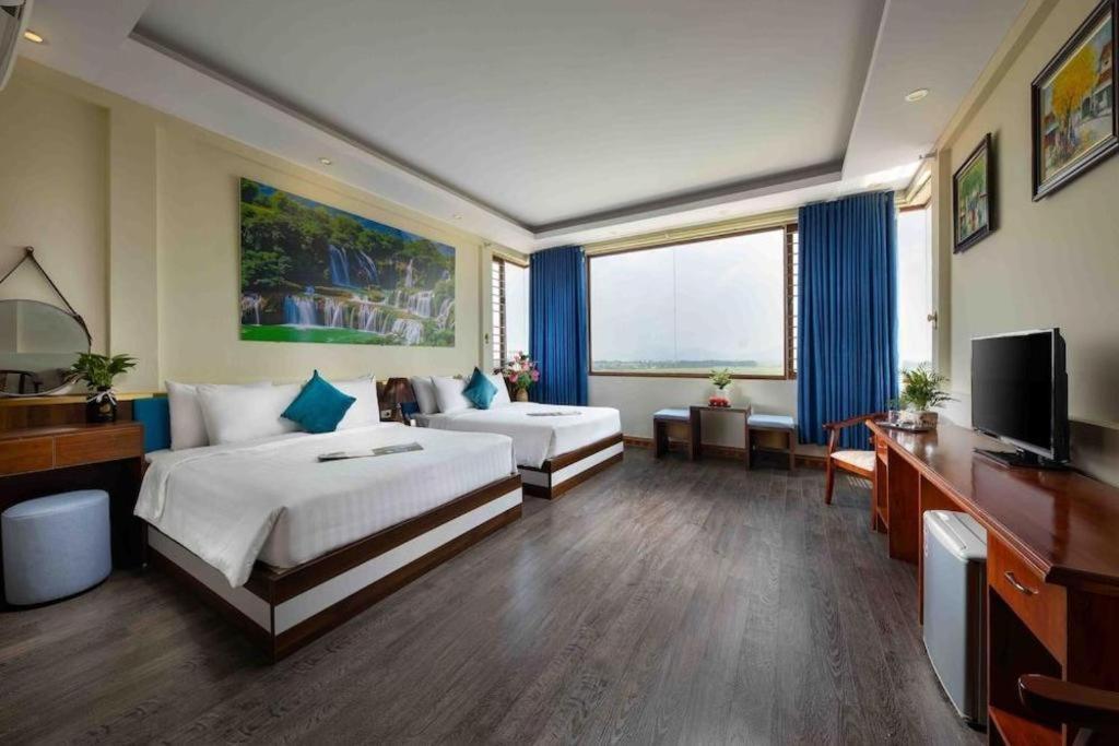 Viet Village Hotel Hanoi Exterior photo